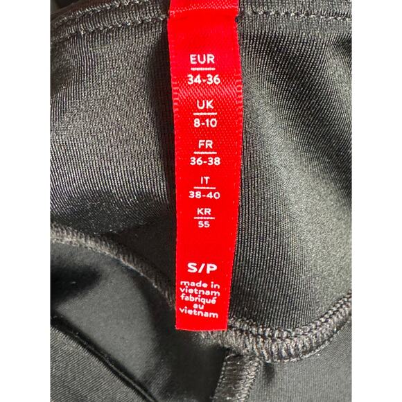 SPANX Faux Leather Camo Leggings Black Camo Size Small - Picture 7 of 11